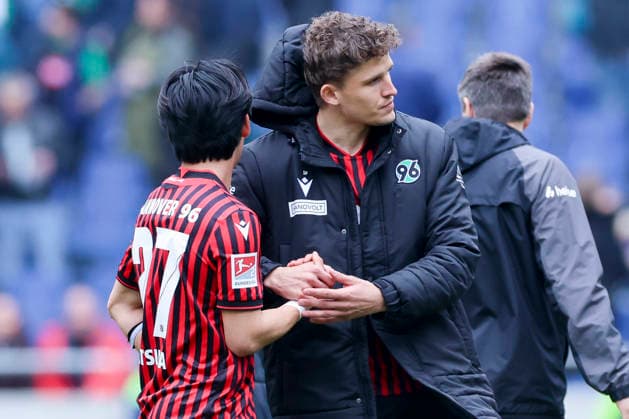 Hayate Matsuda Hannover 96 and Benedikt Pichler Hannover 96 look dejected, 2 Bundesliga, Hannover 96 v SV 07 Elversberg, Heinz von Heiden Arena on April 05, 2026 in Hanover, Germany Photo by Marco Steinbrenner DeFodi Images Hayate Matsuda Hannover 96 and Benedikt Pichler Hannover 96 look dejected, 2 Bundesliga, Hannover 96 v SV 07 Elversberg, Heinz von Heiden Arena, April 5, 2026 in Hanover, Germany Photo by Marco Steinbrenner DeFodi Images