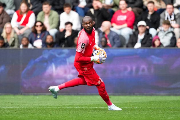 Angers SCO v Olympique Lyonnais - Ligue 1 McDonald s 2025 2026 12 Herve KOFFI (sco) during the Ligue 1 McDonald s match between Angers and Lyon at Stade Raymond Kopa on April 5, 2026 in Angers, France. Angers France  Copyright: xFEPx 776348344