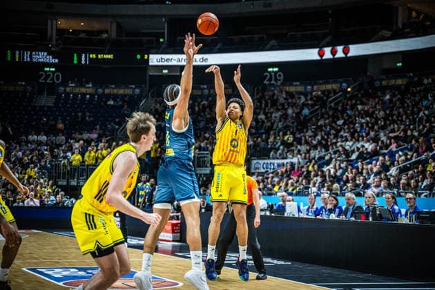 Basketball Berlin 05 04 2026 Season 2025 2026 EasyCredit BBL 1 Bundesliga Men, Men Alba Berlin EWE Baskets Oldenburg Jack Kayil Alba Berlin, No 07