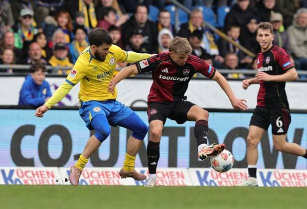 05 04 2026 Soccer Season 2025 2026 2 Soccer Bundesliga 28 Matchday Eintracht Braunschweig BTSV EBS 1 FC Nürnberg FCN Club Sportfoto Zink DaMa xdaxmax DFL regulations prohibit any use of photographs as image sequences and or quasi video only for editorial use Mehmet Aydin 8, Eintracht Braunschweig BTSV EBS Finn Ole Becker 25, 1 FC Nürnberg FCN