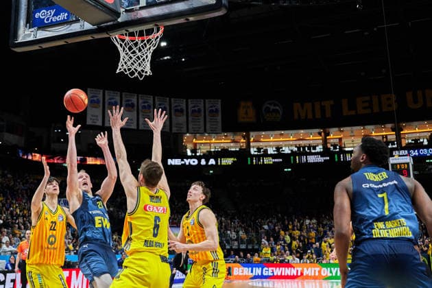Seth Hinrichs EWE Baskets Oldenburg, 21 , GER, ALBA Berlin vs EWE Baskets Oldenburg, Basketball Men, easy Credit BBL, Season 2025 2026, 28 Matchday, 05 04 2026 GER, ALBA Berlin vs EWE Baskets Oldenburg, Basketball Men, easy Credit BBL, Season 2025 2026, 28 Matchday, 05 04 2026 Berlin Copyright: xClaudiusxRauch,xEibner-Pressefotox xClaudiusxRauchx EP_CRH