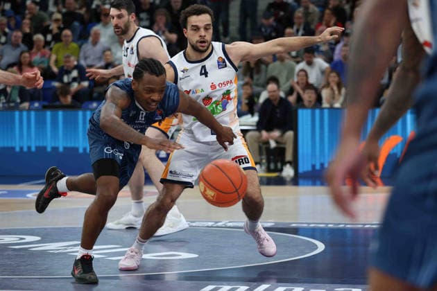 v li in duel, DJ Horne MLP Academics Heidelberg, 0 ,Elias Baggette Rostock Seawolves, 4 GER, MLP Academics Heidelberg vs Rostock Seawolves, Basketball, easycredit Basketball Bundesliga, 28 Matchday, Season, 2025 2026, 05 04 2026 GER, MLP Academics Heidelberg vs Rostock Seawolves, Basketball, easycredit Basketball Bundesliga, 28 Matchday, Season, 2025 2026, 205 04 2026 Heidelberg Copyright: xEibner-Pressefoto JoergxHirschx EP_JHH