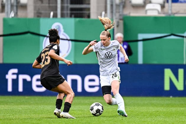Football, Women, DFB Cup, FC Carl Zeiss Jena - VfL Wolfsburg