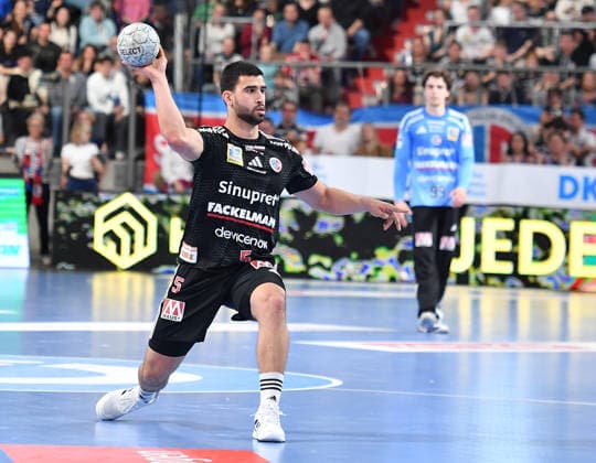 05 04 2026 Handball 1 Bundesliga DAIKIN HBL Season 2025 2026 27 Matchday HC Erlangen Metropolregion Nürnberg HCE Rhein Neckar Löwen OGo xogox Milos Kos 5, HC Erlangen HCE
