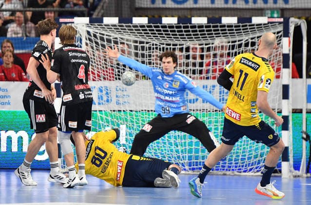 05 04 2026 Handball 1 Bundesliga DAIKIN HBL Season 2025 2026 27 Matchday HC Erlangen Metropolregion Nuremberg HCE Rhein Neckar Löwen OGo xogox Jannik Kohlbacher 80, Rhein Neckar Löwen