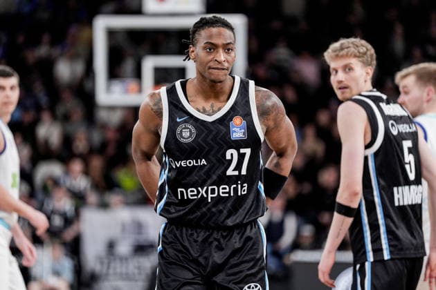 Germany easyCredit BBL, Main Round 2025 26, 28 Matchday Veolia Towers Hamburg vs Frankfurt Skyliners Inselpark Arena Hamburg Karl Gamble II Veolia Towers Hamburg, 27 Copyright: xStefanxTrochax