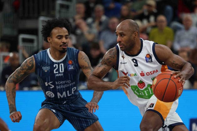 v li Michael Weathers MLP Academics Heidelberg, 20 , DeAndre Lansdowne Rostock Seawolves, 9 GER, MLP Academics Heidelberg vs Rostock Seawolves, Basketball, easycredit Basketball Bundesliga, 28 Matchday, Season, 2025 2026, 05 04 2026 GER, MLP Academics Heidelberg vs Rostock Seawolves, Basketball, easycredit Basketball Bundesliga, 28 Matchday, Season, 2025 2026, 205 04 2026 Heidelberg Copyright: xEibner-Pressefoto JoergxHirschx EP_JHH