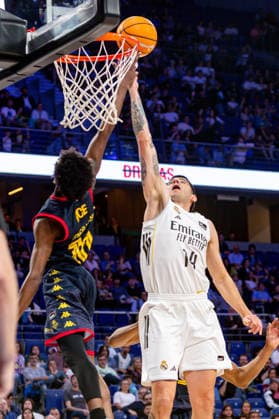 ESP Real Madrid v Morabanc Andorra Liga Endesa Gabriel Deck of Real Madrid during the Liga Endesa match, between Real Madrid and Morabanc Andorra played at Movistar Arena Stadium on April 5, 2026 in Madrid Spain Madrid Spain Basketball Copyright: xAlbaxPachecox xAgenciaxLOFx