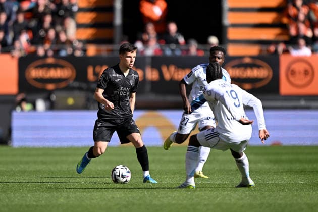 FC Lorient v Paris FC - Ligue 1 McDonald s 2025 2026 11 Theo LE BRIS (fcl) during the Ligue 1 McDonald s match between Lorient and Paris at Stade du Moustoir on April 5, 2026 in Lorient, France. Lorient France  Copyright: xFEPx 776348339