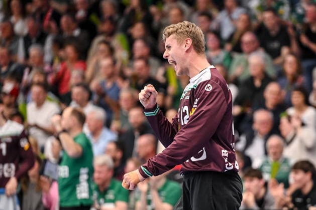Goeppingen, Germany, 05 04 26 Goalkeeper Kristian Saveras FRISCH AUF Goeppingen gestures during the Daikin Handball Bundesliga match between FRISCH AUF Goeppingen vs SC Magdeburg at EWS Arena on April 05, 2026 in Goeppingen, Germany Photo by Harry Langer DeFodi Images Goeppingen, Germany, 05 04 26 Goalkeeper Kristian Saveras FRISCH AUF Goeppingen gestures during the Daikin Handball Bundesliga match between FRISCH AUF Goeppingen vs SC Magdeburg at EWS Arena on April 5, 2026 in Goeppingen, Germany Photo by Harry Langer DeFodi Images Photo by Harry Langer DeFodi Images