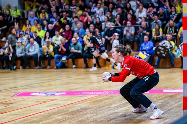 Nele Kurzke HC Leipzig, 27 haelt den Ball, HC Leipzig vs HC Roedertal, Handball, 2 Alsco Handball Bundesliga Frauen, 05 Spieltag, Saison 2025 2026, 05 04 2026, HC Leipzig vs HC Roedertal, Handball, 2 Alsco Handball Bundesliga Frauen, 05 Spieltag, Saison 2025 2026, 05 04 2026 Leipzig Copyright: xEibner-Pressefoto LauraxRoemerx EP_LRR