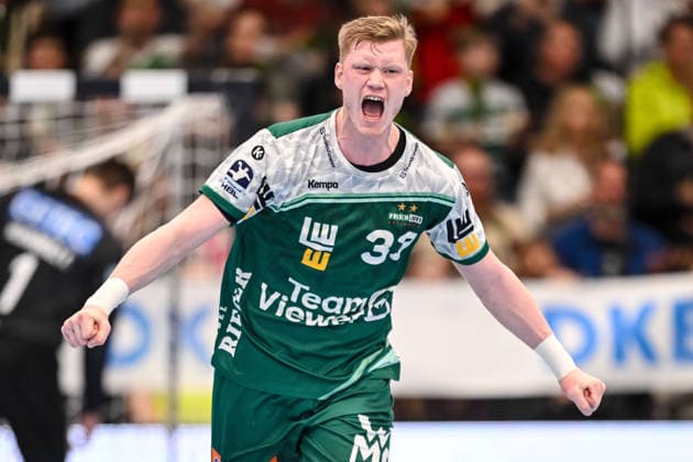 Goeppingen, Germany, 05 04 26 Ymir Oern Gislason FRISCH AUF Goeppingen gestures, gestures, cheers during the Daikin Handball Bundesliga match between FRISCH AUF Goeppingen vs SC Magdeburg at EWS Arena on April 05, 2026 in Goeppingen, Germany Photo by Harry Langer DeFodi Images Goeppingen, Germany, 05 04 26 Ymir Oern Gislason FRISCH AUF Goeppingen gestures during the Daikin Handball Bundesliga match between FRISCH AUF Goeppingen vs SC Magdeburg at EWS Arena on April 5, 2026 in Goeppingen, Germany Photo by Harry Langer DeFodi Images Photo by Harry Langer DeFodi Images