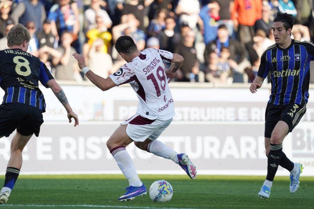Torino s Giovanni Simeone ....During the Serie A soccer match between Pisa and Torino at the Cetilar Arena Romeo Anconetani Stadium in Pisa; Center West Italy; Sunday April 05; 2026 ; Soccer  Copyright: xAlessandroxLaRoccax xLaPressex