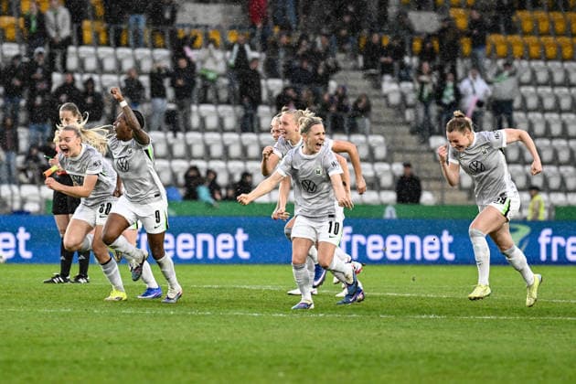 Soccer I Women I Season 2025 2026 I DFB Cup I FC Carl Zeiss Jena VfL Wolfsburg I 05 04 2026 VfL Wolfsburg celebrates after reaching the final Jena Ernst Abbe Sportfeld, ad hoc Arena Thüringen Germany Copyright: xLobeca InesxHähnelx