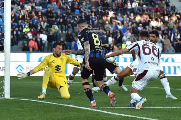CALCIO - Serie A - Pisa SC vs Torino FC Filip Stojilkovic (Pisa) opportunity during Pisa SC vs Torino FC, Italian soccer Serie A match in Pisa, Italy, April 05 2026 Pisa Italy  Copyright: xIPAxSport ABACAx