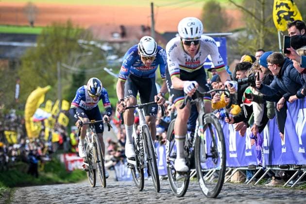 Belgian Remco Evenepoel of Red Bull-BORA-hansgrohe, Dutch Mathieu van der Poel of Alpecin-Premier Tech and Slovenian Tadej Pogacar of UAE Team Emirates pictured at the Paterberg during the men s race of the Ronde van Vlaanderen Tour des Flandres Tour of Flanders UCI WorldTour one day cycling race, 278 km from Antwerp to Oudenaarde, Sunday 05 April 2026. ELIASxROM  x169904754x
