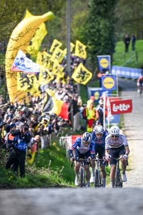 Belgian Remco Evenepoel of Red Bull-BORA-hansgrohe, Dutch Mathieu van der Poel of Alpecin-Premier Tech and Slovenian Tadej Pogacar of UAE Team Emirates pictured at the Paterberg during the men s race of the Ronde van Vlaanderen Tour des Flandres Tour of Flanders UCI WorldTour one day cycling race, 278 km from Antwerp to Oudenaarde, Sunday 05 April 2026. ELIASxROM  x169904756x