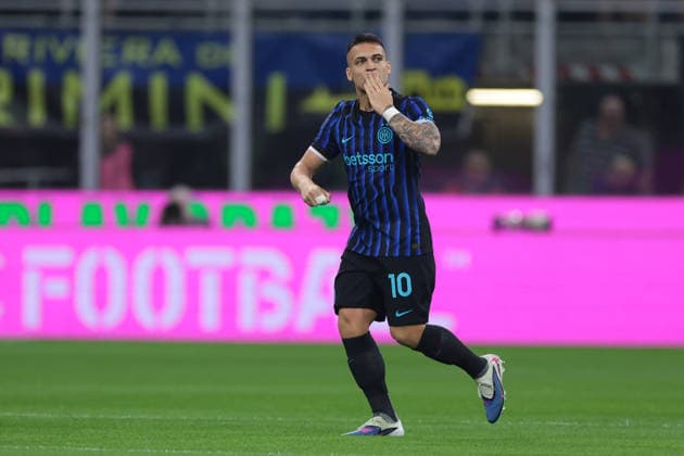 Milan, Italy, 5th April 2026. Lautaro Martinez of FC Internazionale celebrates after scoring to give the side a 1-0 lead during the Internazionale vs AS Roma Serie A match at Giuseppe Meazza, Milan. Picture credit should read: Jonathan Moscrop Sportimage EDITORIAL USE ONLY. No use with unauthorised audio, video, data, fixture lists, club league logos or live services. Online in-match use limited to 120 images, no video emulation. No use in betting, games or single club league player publications. SPI_003_JM_INTER_ROMA SPI-4643-0003