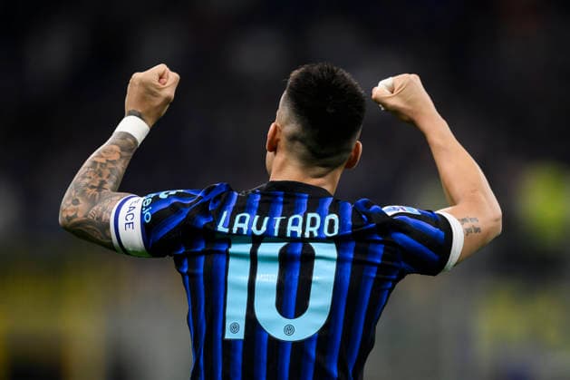 FC Internazionale v AS Roma - Serie A Lautaro Martinez of FC Internazionale celebrates after scoring a goal during the Serie A football match between FC Internazionale and AS Roma. Milan Italy Copyright: xNicolòxCampox