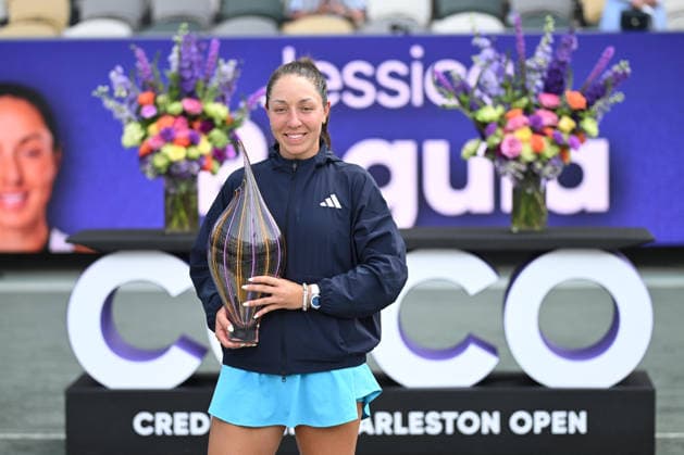 April 5, 2026, Charleston, South Carolina, SC: JESSICA PEGULA of the United States poses with the Credit One Charleston Open championship trophy following her victory against YULIIA STARODUBTSEVA of Ukraine during the Credit One Charleston Open at Credit One Stadium on April 3rd, 2026 in Charleston, SC. Tennis 2026: Charleston Open Finals  - ZUMAv134 20260405_zsp_v134_042 Copyright: xMaxwellxVittoriox