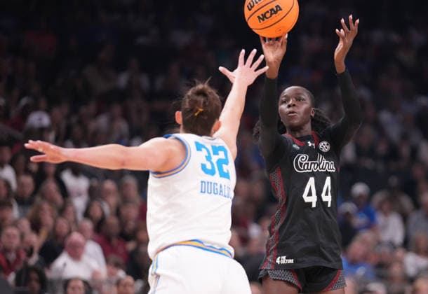 South Carolina guard Agot Makeer (44) shoots over UCLA forward Angela Dugalic (32) in the first half of the Finals of the 2026 NCAA, College League, USA Women s Basketball Tournament at Mortgage Matchup Center in Phoenix, Arizona, on Sunday, April 5, 2026.  AZP20260405912 DARRYLxWEBB