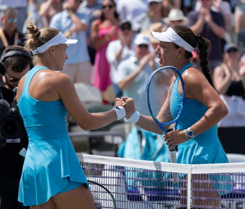 April 6, 2026: Yuliia Stardubtseva (UKR) loses to Jessica Pegula (USA) 6-2, 6-2 at the Credit One Charleston Open being played at Credit One Staduim in Charleston, South Carolina, {USA} Tennisclix Charleston USA - ZUMAc04_ 20260406_zma_c04_017 Copyright: xLesliexBillmanx