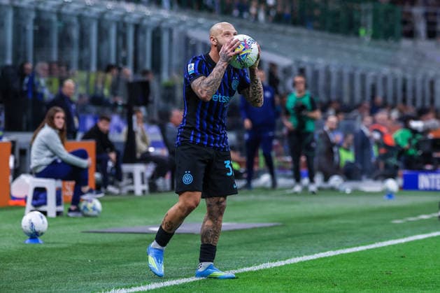 CALCIO - Serie A - Inter - FC Internazionale vs AS Roma Federico Dimarco of FC Internazionale reacts during Serie A 2025 26 football match between FC Internazionale and AS Roma at San Siro Stadium in Milan Milan Italy  Copyright: xIPAxSport ABACAx