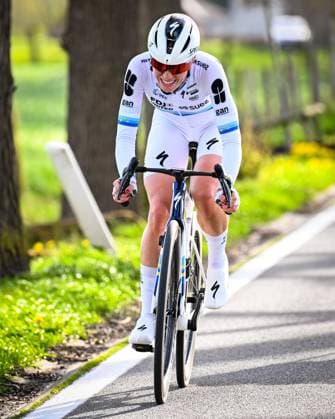 Ronde van Vlaanderen Women 2026 Cycling Race OUDENAARDE, BELGIUM - APRIL 05 : Vollering Demi (NED) of FDJ United - SUEZ during the 23rd edition of Ronde van Vlaanderen Women an UCI Women s World Tour 1.WWT one day cycling road race for Women Elite of 164 km with start in Oudenaarde and finish in Oudenaarde on April 5, 2026 in Oudenaarde, Belgium, 05 04 2026 ( Motordriver Serge Seynaeve -  Copyright: xTomasxSiskx
