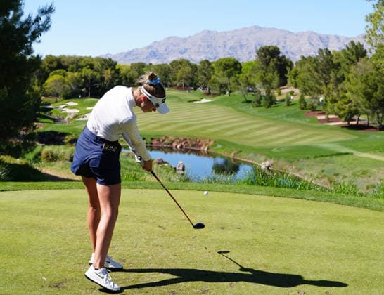 LAS VEGAS, NV - APRIL 05: LPGA, Golf Damen golfer Nelly Korda plays her tee shot on the 9th hole during the final round of the Aramco Championship on April 5, 2026, at Shadow Creek Golf Course in Las Vegas, Nevada. (Photo by Brian Spurlock Icon Sportswire) GOLF: APR 05 LPGA Aramco Championship EDITORIAL USE ONLY Icon26040512