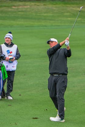 SAN ANTONIO, TX - APRIL 05: Sami Valimaki (FIN) watches his approach shot on 8 during the third round of the Valero Texas Open on April 5, 2026, at the AT&T Oaks Course at TPC San Antonio, San Antonio, Texas. (Photo by Ken Murray Icon Sportswire) GOLF: APR 05 PGA, Golf Herren Valero Texas Open EDITORIAL USE ONLY Icon2604050134