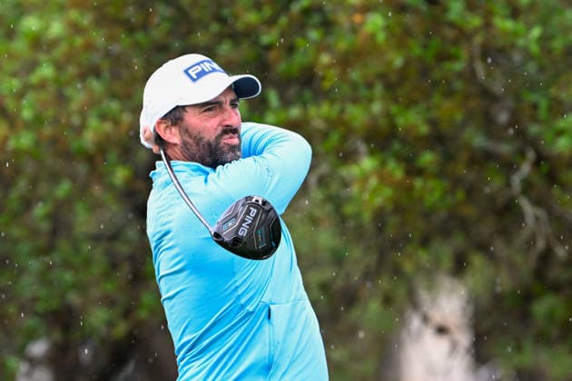 SAN ANTONIO, TX - APRIL 05: John Parry (ENG) watches his tee shot on 10 during the third round of the Valero Texas Open on April 5, 2026, at the AT&T Oaks Course at TPC San Antonio, San Antonio, Texas. (Photo by Ken Murray Icon Sportswire) GOLF: APR 05 PGA, Golf Herren Valero Texas Open EDITORIAL USE ONLY Icon2604050164