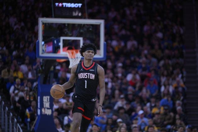 NBA, Basketball Herren, USA Houston Rockets vs Golden State Warriors in San Francisco SAN FRANCISCO, CALIFORNIA - APRIL 5: Amen Thompson of Houston Rockets is in action during NBA game 39 between Houston Rockets and Golden State Warriors in San Francisco at Chase Center on April 5, 2026 in San Francisco, California, United States. Tayfun Coskun Anadolu California United States. Editorial use only. Please get in touch for any other usage.  Copyright: x2026xAnadoluxTayfunxCoskunx