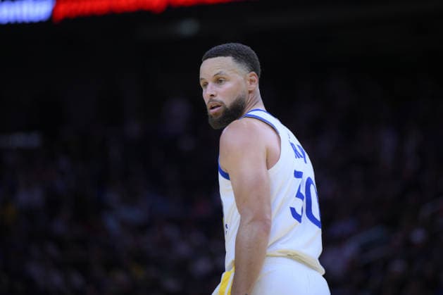 NBA, Basketball Herren, USA Houston Rockets vs Golden State Warriors in San Francisco SAN FRANCISCO, CALIFORNIA - APRIL 5: Stephen Curry of Warriors is seen during NBA game 39 between Houston Rockets and Golden State Warriors in San Francisco at Chase Center on April 5, 2026 in San Francisco, California, United States. Tayfun Coskun Anadolu California United States. Editorial use only. Please get in touch for any other usage.  Copyright: x2026xAnadoluxTayfunxCoskunx