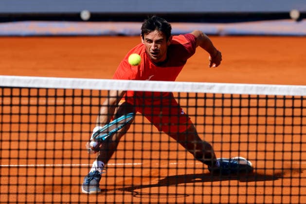 (260406) -- BUCHAREST, April 6, 2026 -- Mariano Navone of Argentina returns the ball to Daniel Merida of Spain during the final match of ATP, Tennis Herren 250 Tiriac Open tennis tournament in Bucharest, Romania, April 5, 2026. (Photo by Xinhua) (SP)ROMANIA-BUCHAREST-TENNIS-ATP 250 TIRIAC OPEN CristianxCristel 
