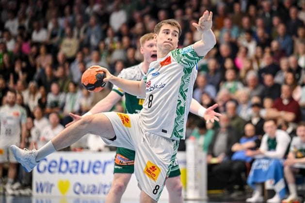 Goeppingen, Germany, 05 04 26 Manuel Zehnder SC Magdeburg in action, on the ball, single action during the Daikin Handball Bundesliga match between FRISCH AUF Goeppingen vs SC Magdeburg at EWS Arena on April 05 2026 in Goeppingen, Germany Photo by Harry Langer DeFodi Images Goeppingen, Germany, 05 04 26 Manuel Zehnder SC Magdeburg controls the Ball during the Daikin Handball Bundesliga match between FRISCH AUF Goeppingen vs SC Magdeburg at EWS Arena on April 5, 2026 in Goeppingen, Germany Photo by Harry Langer DeFodi Images Photo by Harry Langer DeFodi Images