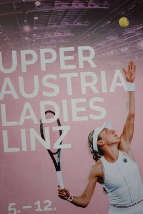 TENNIS - WTA, Tennis Damen Upper Austria Ladies Linz LINZ,AUSTRIA,06.APR.26 - TENNIS - WTA Tour, Upper Austria Ladies Linz. Image shows the event slogan.  GEPAxpictures xAlexanderxSolc