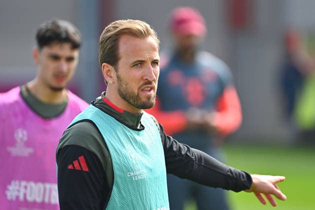 Harry KANE Bayern Muenchen , gestures, gives instructions, final training on 06 04 2026 Soccer Champions League, season 2025 26, quarterfinals Real Madrid FC Bayern Muenchen Â