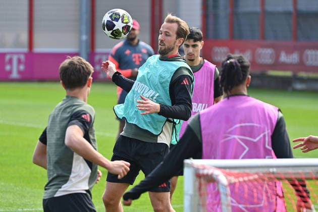 Harry KANE Bayern Muenchen , on the ball,Akion final training on 06 04 2026 Soccer Champions League,Season 2025 26, Quarterfinals Real Madrid FC Bayern Muenchen Â