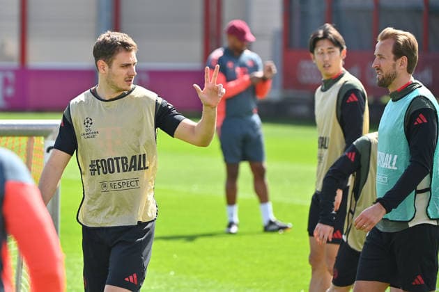 Josip STANISIC Bayern Muenchen ,Gestures, Final training on 06 04 2026 Soccer Champions League,Season 2025 26, Quarterfinal Real Madrid FC Bayern Muenchen Â