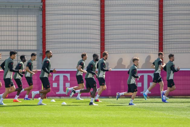 FC Bayern Muenchen players run, GER, final training, FC Bayern Muenchen, football, UEFA Champions League, quarter-final, first leg, 2025 2026 season, 06 04 2026, GER, final training, FC Bayern Muenchen, football, UEFA Champions League, quarter-final, first leg, 2025 2026 season, 06 04 2026 Muenchen Copyright: xEibner-Pressefoto JennixMaulx EP_JML