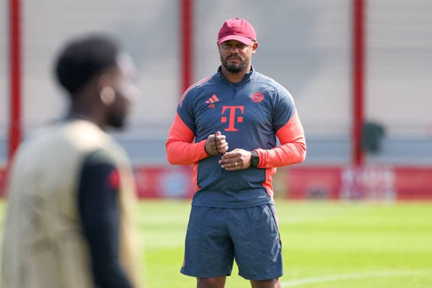 Vincent Kompany FC Bayern Muenchen, Head coach , GER, Final training, FC Bayern Muenchen, Football, UEFA Champions League, Quarter-final, First leg, 2025 2026 season, 06 04 2026, GER, Final training, FC Bayern Muenchen, Football, UEFA Champions League, Quarter-final, First leg, 2025 2026 season, 06 04 2026 Muenchen Copyright: xEibner-Pressefoto JennixMaulx EP_JML