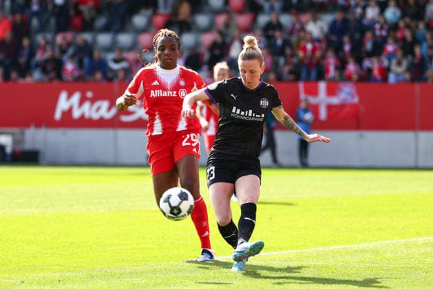 Julia Debitzki 23, SGS Essen in front of Edna Imade 29, FC Bayern Munich during the match between FC Bayern Munich v SGS Essen, Football, Women, DFB Cup Women, 2025 2026, Semi Final on 06 04 2026 in Munich, FC Bayern Campus Bayern Germany