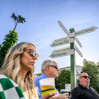 260406 General view patrons and signs prior to the 2026 Masters Golf Tournament on April 6, 2026 in Augusta Photo Petter Arvidson BILDBYRAN kod PA PA1190 golf masters bbeng the masters augusta genre publik  Copyright: PETTERxARVIDSON BB260406PA001