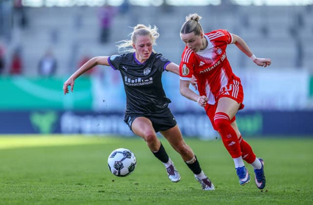 GER, Munich, FC Bayern Munich vs SGS Essen, DFB Cup Women, Football, DFB, Season 2025 2026, FC Bayern Campus, Semifinal in the picture from l Julie Terlinden SGS Essen Women 2 , Franziska Kett Bayern Munich 20 DFB DFL REGULATIONS PROHIBIT ANY USE OF PHOTOGRAPHS AS IMAGE SEQUENCES AND OR QUASI VIDEO, 06 04 2026 Copyright: HMBxMedia HendrikxHamelau