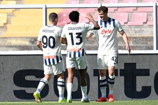 Atalanta BC celebrates after the goal during US Lecce vs Atalanta BC, Italian soccer Serie A match in Lecce, Italy, April 06 2026  Copyright: xPasqualexGolia IPAxSportx xipa-agency.netx xx IPA_73786976 IPA_Agency_IPA73786976