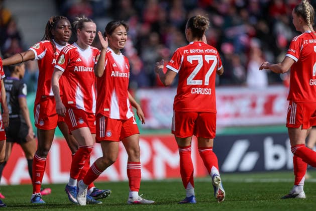 GER, Munich, FC Bayern Munich vs SGS Essen, DFB Pokal Women, Football, DFB, Season 2025 2026, FC Bayern Campus, Semifinal in picture Momoko Tanikawa Bayern Munich 18 , Goal, Cheering and joy, Emotions, 1 0 DFB DFL REGULATIONS PROHIBIT ANY USE OF PHOTOGRAPHS AS IMAGE SEQUENCES AND OR QUASI VIDEO, 06 04 2026 Copyright: HMBxMedia HendrikxHamelau