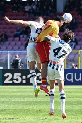 Lecce s Danilo Veiga during the Serie A Enilive matchday 31 between US Lecce and Atalanta BC at the Stadio Via del Mare in Lecce, Italy, Sunday, April 6, 2026. (Photo Pierluigi Pinto LaPresse)  Copyright: xPierluigixPinto LaPressex