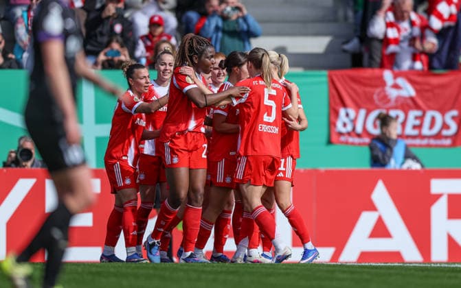 GER, Munich, FC Bayern Munich vs SGS Essen, DFB Cup Women, Football, DFB, 2025 2026 season, FC Bayern Campus, semi-final in picture Pernille Harder Bayern Munich 21 , 2 0, goal, cheers and joy, emotions DFB DFL REGULATIONS PROHIBIT ANY USE OF PHOTOGRAPHS AS IMAGE SEQUENCES AND OR QUASI VIDEO, 06 04 2026 Copyright: HMBxMedia HendrikxHamelau