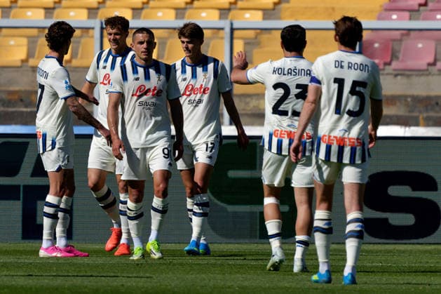Giorgio Scalvini of Atalanta celebrates after scoring a goal with teammates during US Lecce vs Atalanta BC, Italian soccer Serie A match in Lecce, Italy, April 06 2026  Copyright: xEmmanuelexMastrodonato IPAxSportx xipa-agency.netx xx IPA_73787386 IPA_Agency_IPA73787386
