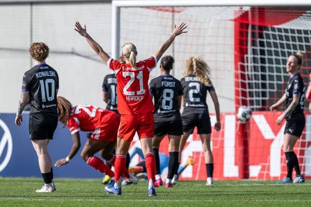 Pernille Harder FC Bayern Muenchen Frauen, 21 celebrates the goal for 3 0 by Edna Imade FC Bayern Muenchen Frauen, 29 , the Essen team are accordingly served GER, FC Bayern Muenchen Frauen vs SGS Essen, Football, DFB Pokal, Semifinal, Season 2025 2026, 06 04 2026 DFL DFB REGULATIONS PROHIBIT ANY USE OF PHOTOGRAPHS as IMAGE SEQUENCES and or QUASI VIDEO GER, FC Bayern Muenchen Frauen vs SGS Essen, Football, DFB Pokal, Semifinal, Season 2025 2026, 06 04 2026 Muenchen Copyright: xEibner-Pressefoto HeikexFeinerx EP_HFR